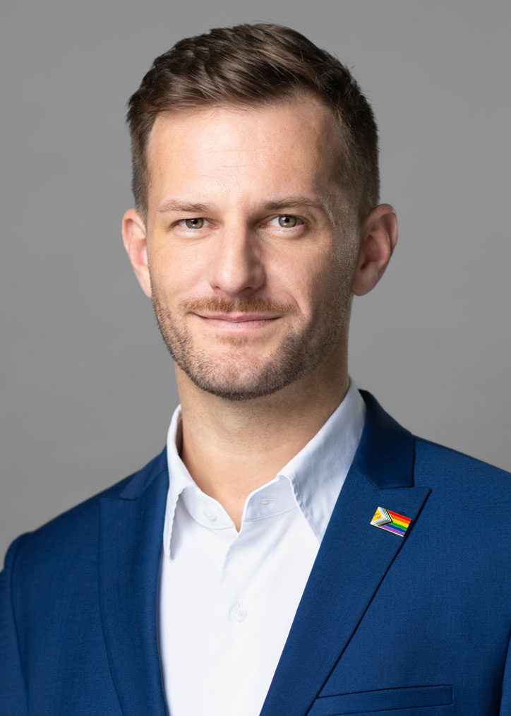 Porträtfoto Peter Kraus