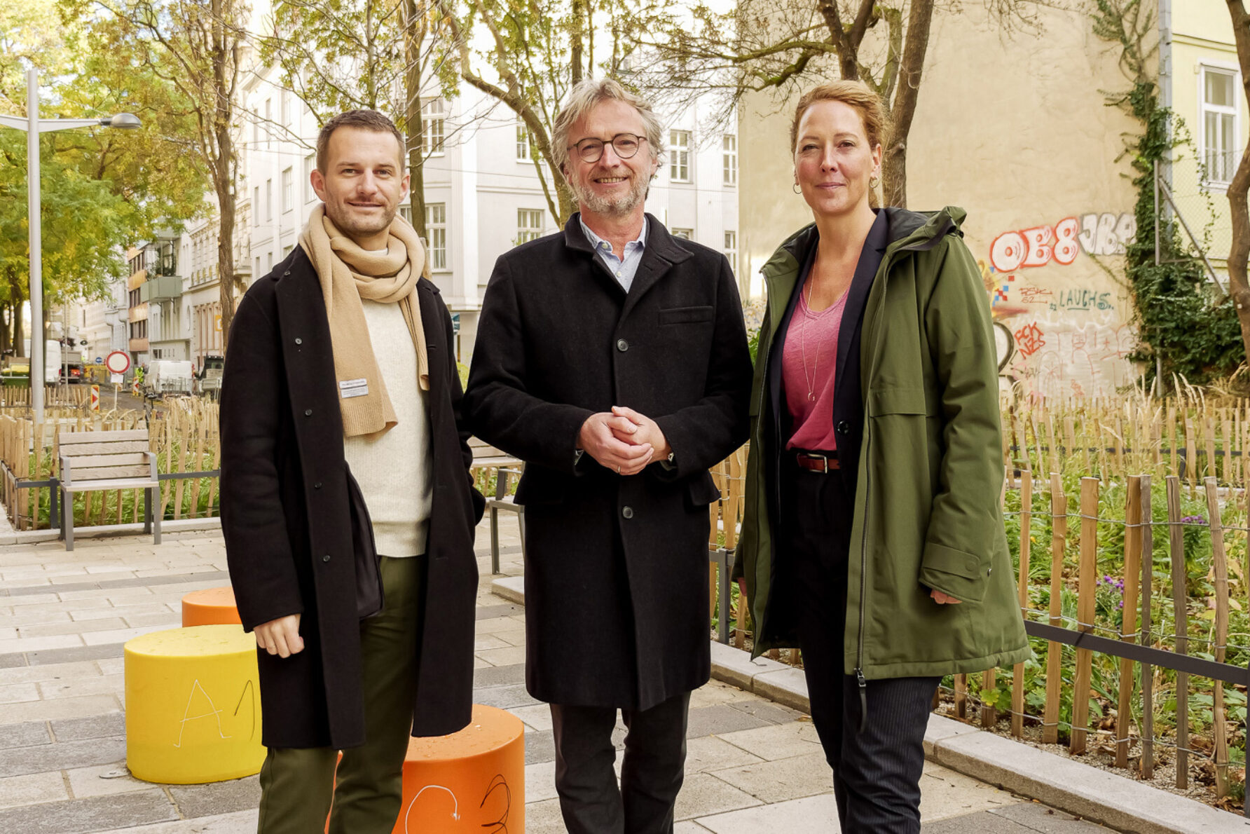 Judith Pühringer, Martin Fabisch und Peter Kraus in der Pfeilgasse
