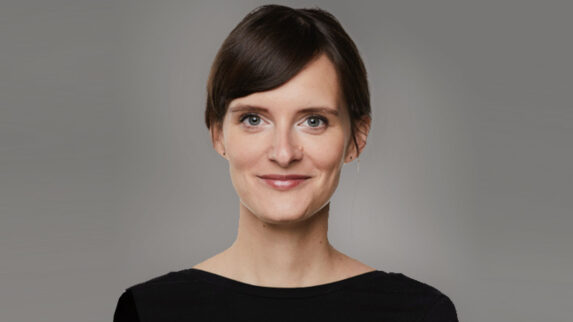Portraitfoto von Verena Knogler